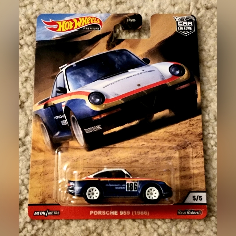 Hot Wheels Premium Car Culture Wild Terrain 1986 Porsche 959